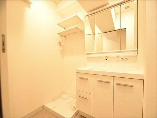 【独立洗面台】