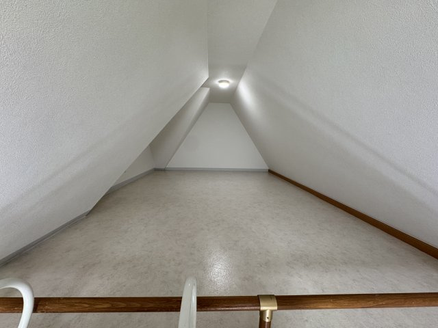 パイン蛍池の洋室