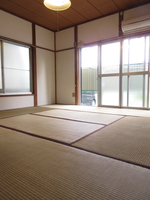 寿ハイツの和室