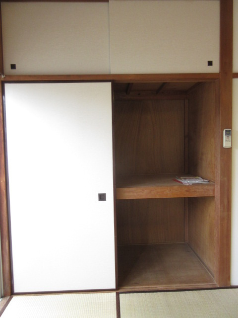 寿ハイツの収納