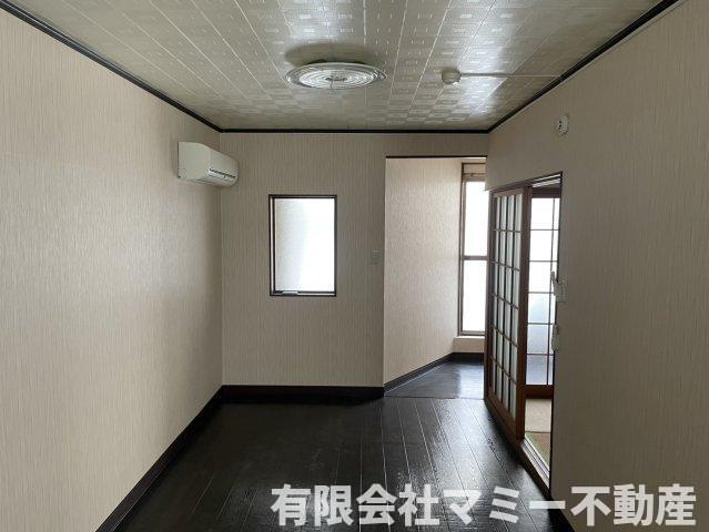 【居間・リビング】 | 日永西3丁目店舗事務所K