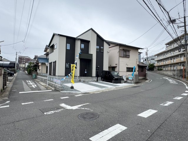 ーAdoble＋アドブル＋ー小倉北区高坊2丁目1期　【小倉北区　新築戸建て】の外観|角地で日当たり良好です♪【小倉北区　新築戸建て】