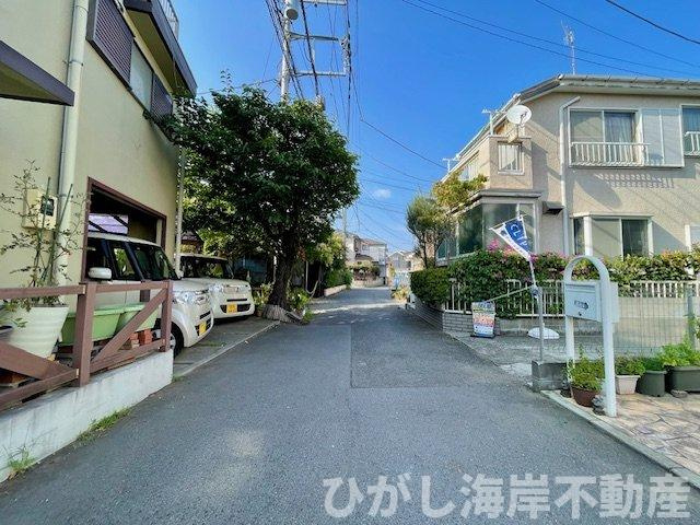 茅ヶ崎市松が丘1丁目　中古戸建の前面道路含む現地写真|新規リフォーム完了！　現地外観