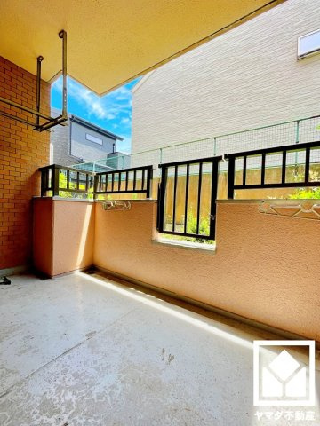 ルシエル向日町駅前のバルコニー