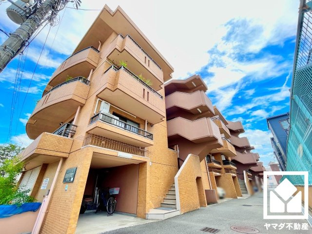 ルシエル向日町駅前の外観