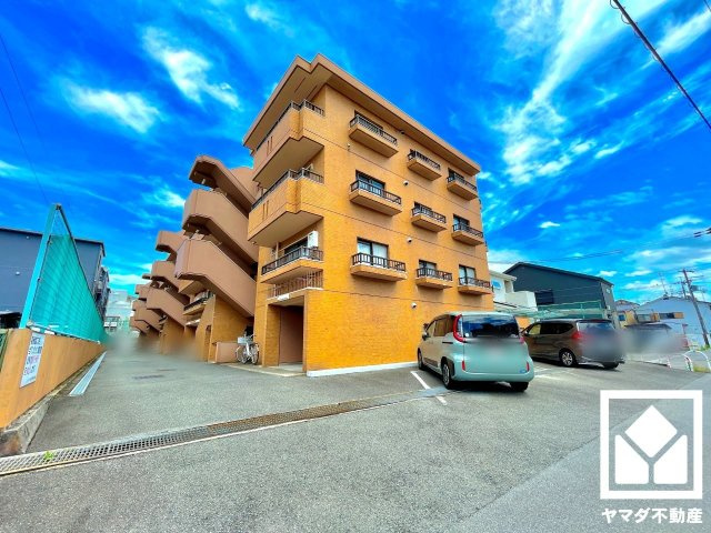 ルシエル向日町駅前の外観