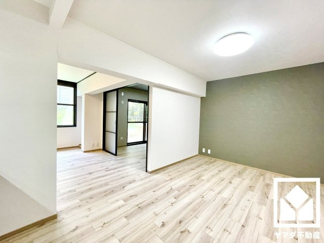 ルシエル向日町駅前の居間・リビング