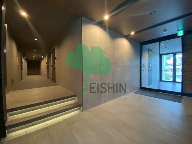 リアンレガーロ雑餉隈駅2のエントランス