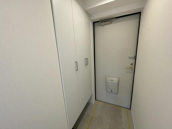 【玄関】 | フローレンスパレス生田 | 玄関回りも綺麗にまとまっています