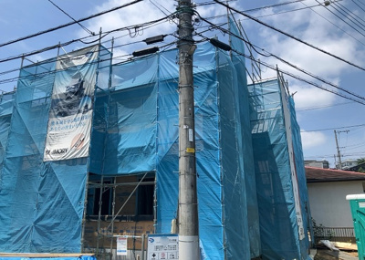 【外観】 | フルセイル玉川学園 | 土地を買う際、住む地域の自治体や福祉の補助制度にも注目してみましょう。子供や老人の医療補助やゴミ出しのルールなど、自治体によってルールに大きな違いがあるため、暮らしやすい土地で判断するとよいでしょう。