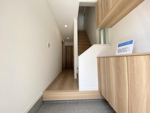 【玄関】 | 垂水区星陵台5丁目　中古戸建