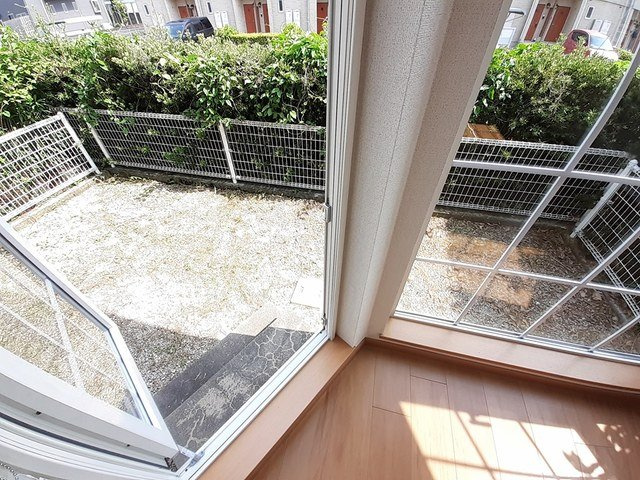 エスト・ソレイユＢの庭