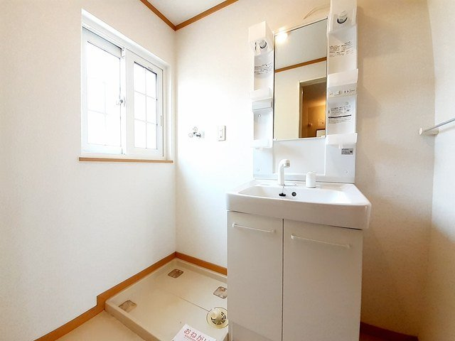 エスト・ソレイユＢの洗面所