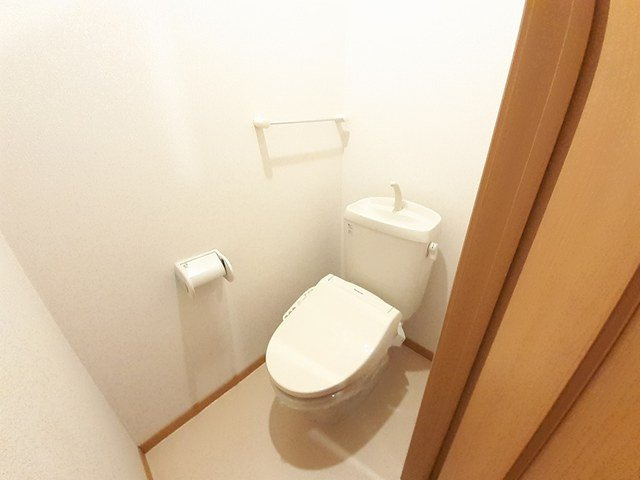 エスト・ソレイユＢのトイレ