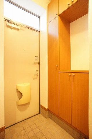 セントラルヒルズⅡの玄関