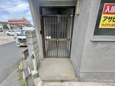 【玄関】 | 島泉９丁目貸家