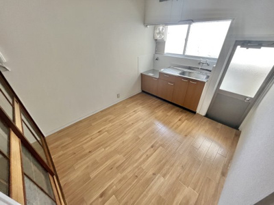 【居間・リビング】 | 島泉９丁目貸家