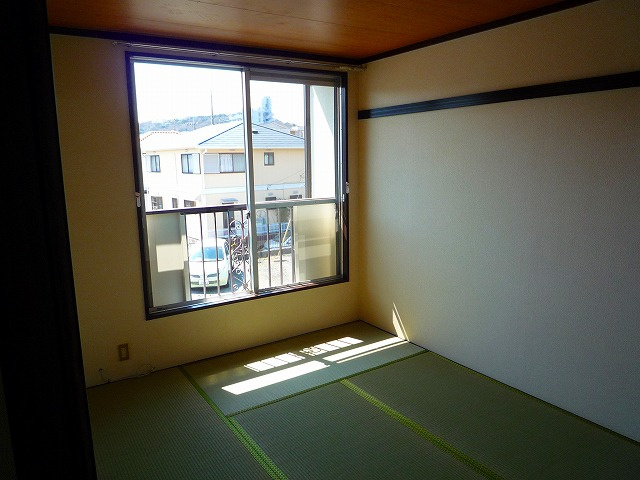 フォーブル鍵山Bの内装|内装は落ち着いています