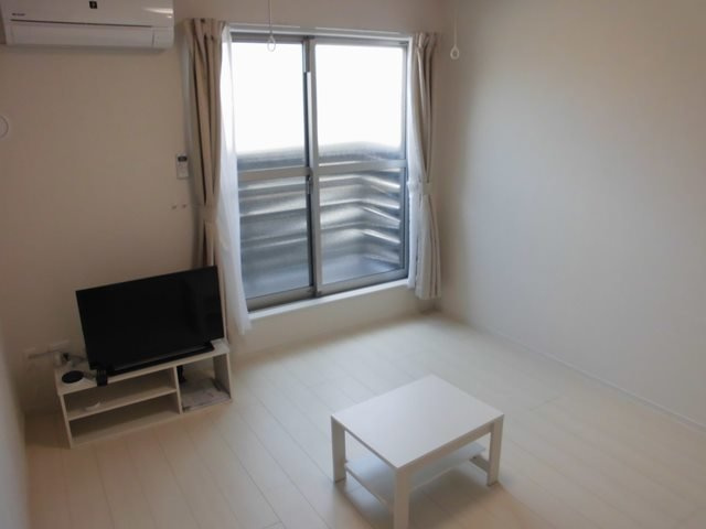 ミランダ吉田の里の居間・リビング|ゆったり過ごせるリビングです