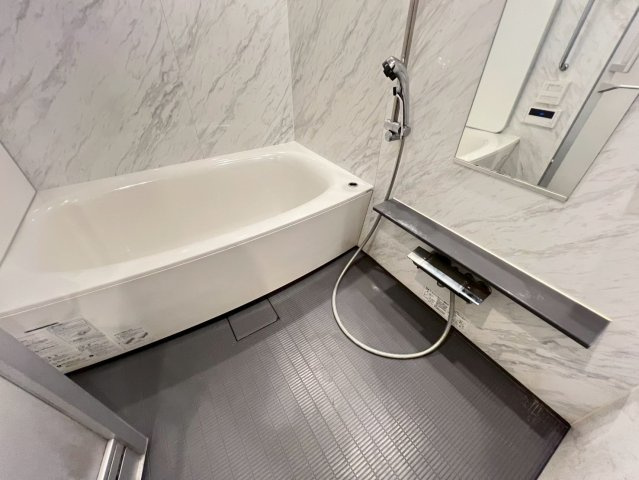 グランカサーレ西明石駅前の浴室