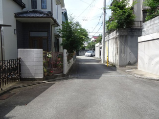 【前面道路含む現地写真】 | 川西市鼓が滝3丁目　中古一戸建て
