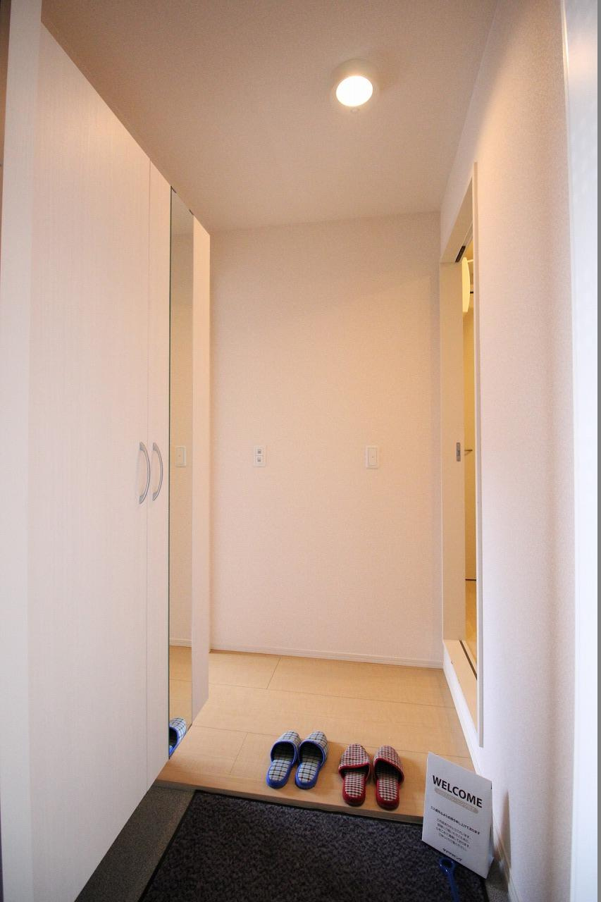 グランアヴァンティⅡの玄関|※お部屋により仕様が異なる場合があります。