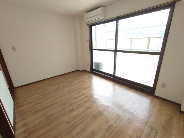 ひびき甲子園口の居間・リビング