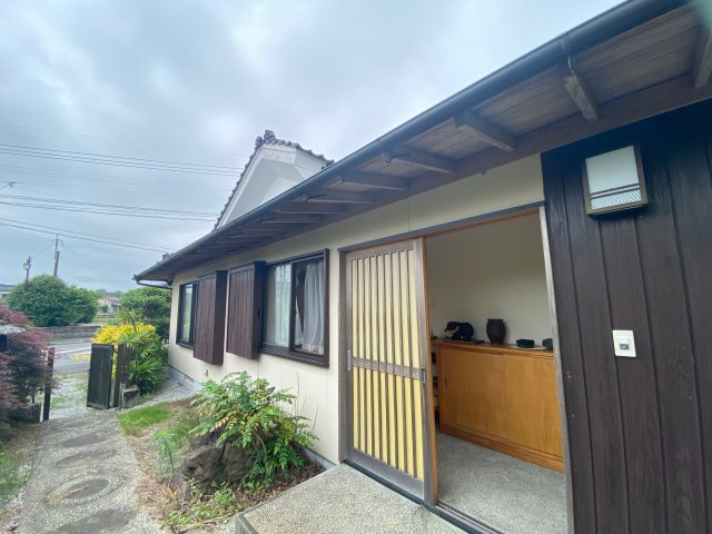 串間市大束駅そば2階建の外観