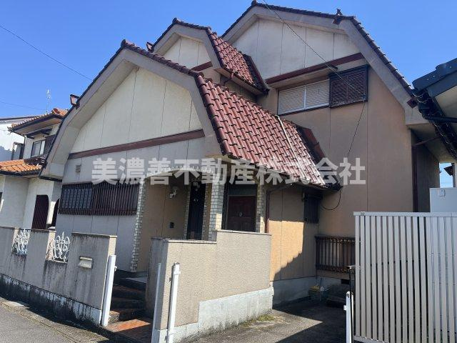 ６５５１７　揖斐郡大野町中之元中古戸建ての外観