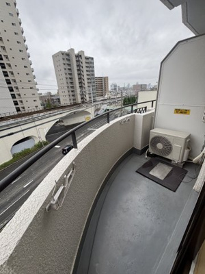 【バルコニー】 | ルパレ西灘