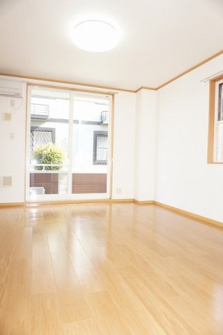 シャン・ド・フルール　Ｂの内装|過ごしやすい室内です