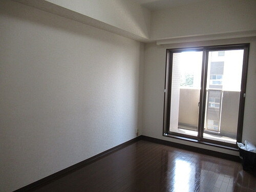 ライオンズヴィアーレ大宮のその他|洋室