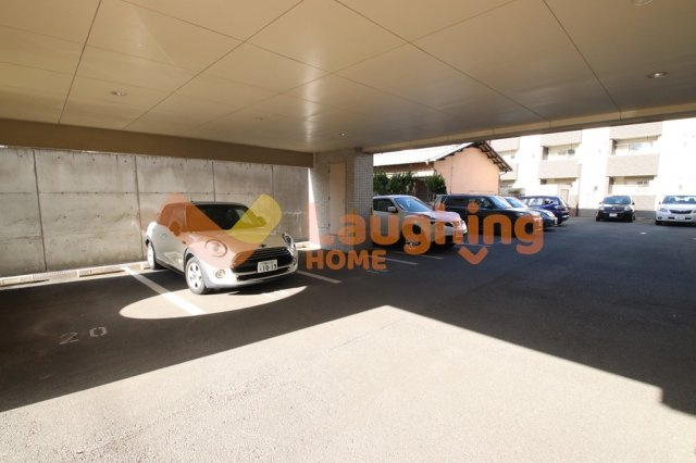 レグルスクレールの駐車場|駐車スペースもあります