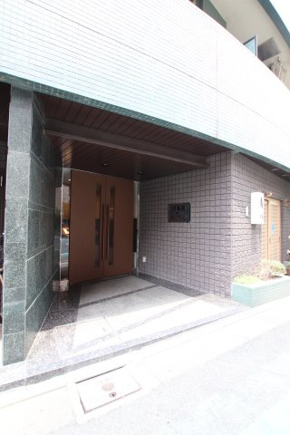 日暮里第2ダイヤモンドマンションのエントランス
