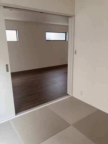 ６５５４５　岐阜市薬師町新築戸建の和室