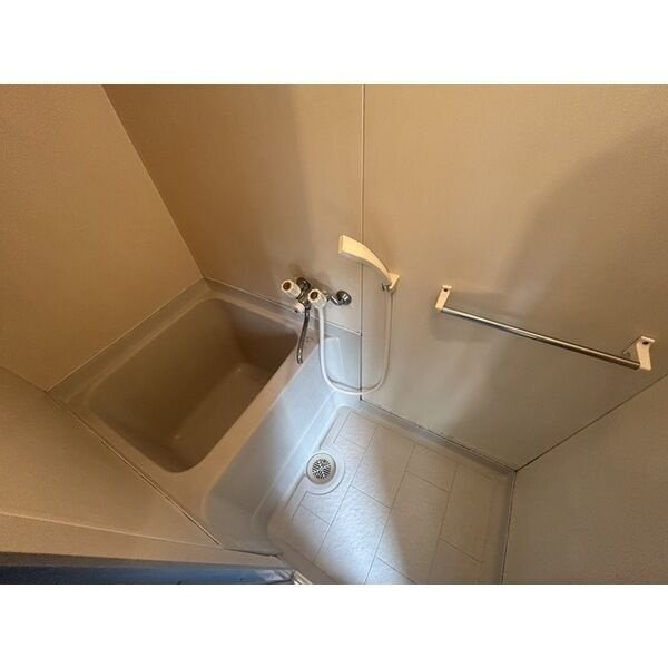 フォーライフ御影の浴室|日々の疲れを癒すお風呂付です