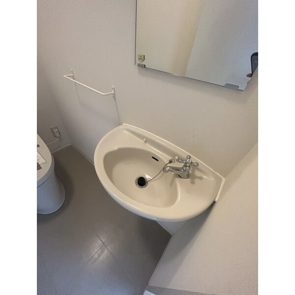 フォーライフ御影の洗面所|コンパクトで使いやすい洗面所