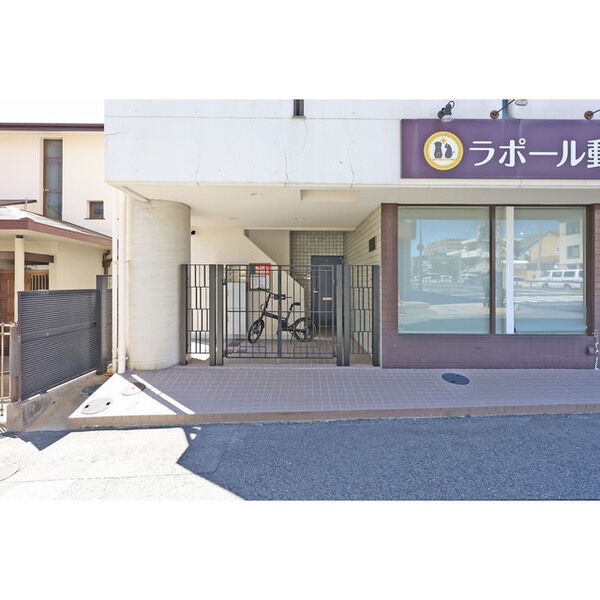 フォーライフ御影のエントランス|清潔なエントランスです