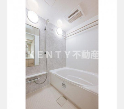 【浴室】 | コンフォリア・リヴ大森西 | コンパクトで使いやすいお風呂です