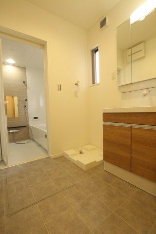 ピースタウン大津高砂建売のその他|浴室・脱衣室