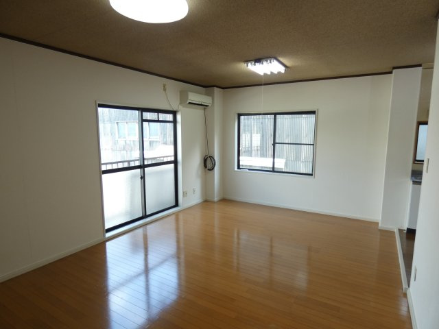 ネクサスビル　の居間・リビング