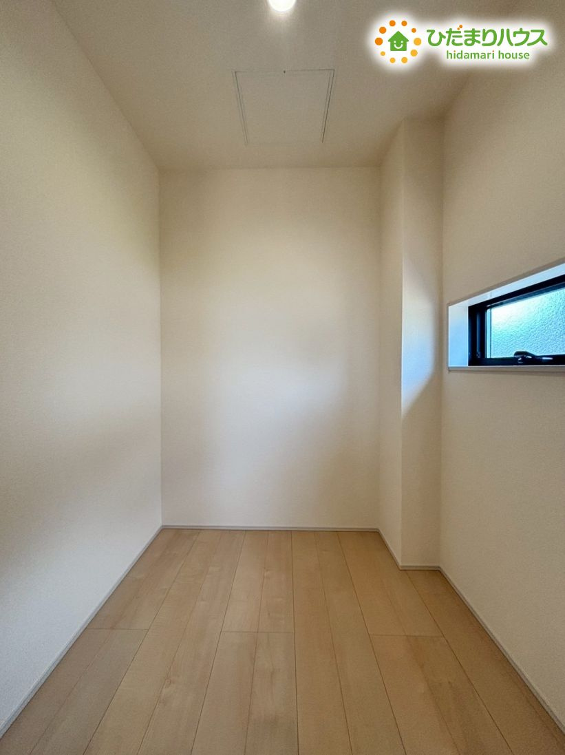 寄居町赤浜第4　新築一戸建て　リーブルガーデン　01の内装|食材の収納に便利なパントリー完備！
これだけスペースがあれば収納場所に困ることはありませんね！