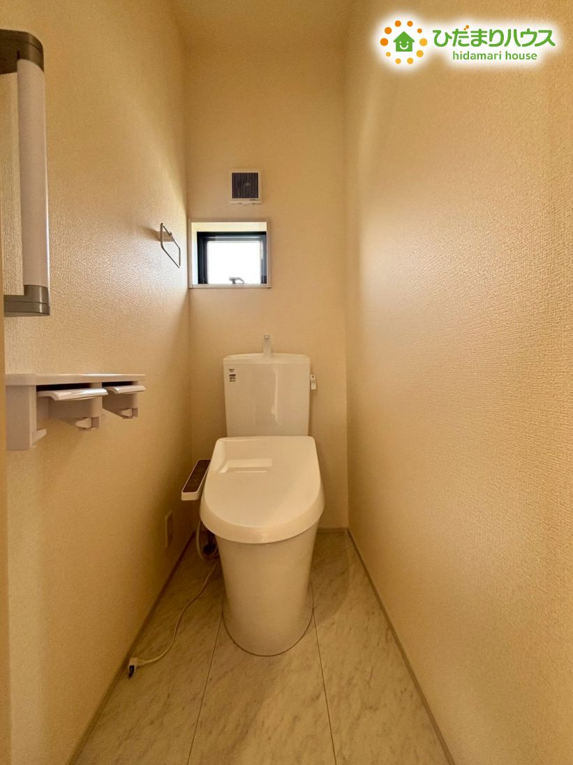 寄居町赤浜第4　新築一戸建て　リーブルガーデン　01のトイレ|トイレは1F、2F共に完備！！