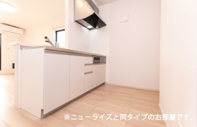 カーザ　フィオーレのキッチン|コンパクトなキッチンで掃除もラクラク