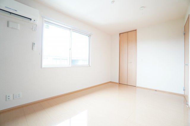 【寝室】 | PARK HILLS MIYAKO C | ※同物件・反転タイプの写真です。