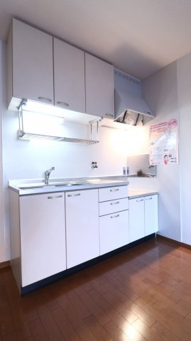 ラフィーネ二ツ屋のキッチン