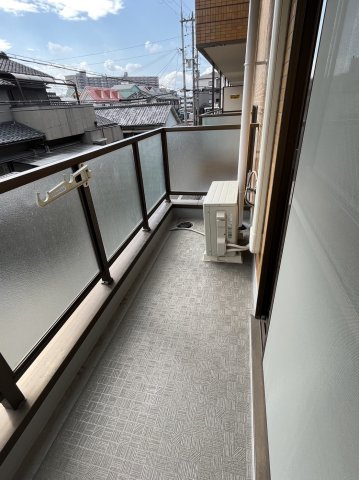 和泉市肥子町２丁目の賃貸マンションのバルコニー|バルコニー付きです