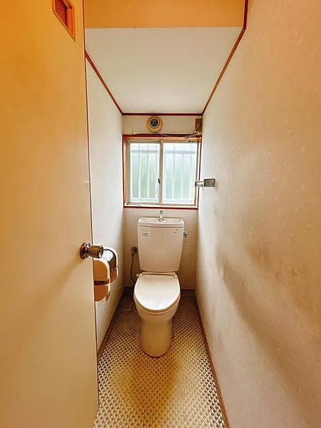 売中古戸建　中央区瓜内町のトイレ