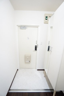 【玄関】 | シャインクロコ | ※同物件・同タイプの写真です。