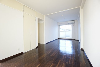 【居間・リビング】 | シャインクロコ | ※同物件・同タイプの写真です。